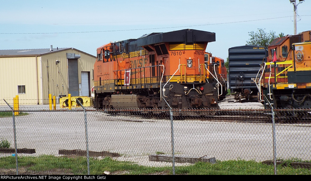 BNSF 7610